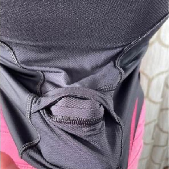 Women’s size 2 lululemon Cardio Kick tank - Picture 4 of 8